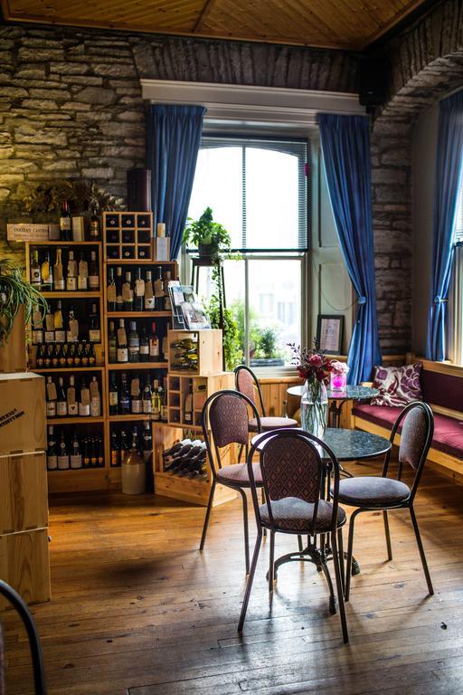 Byrnes Wine Dine Stay Ennistimon Extérieur photo